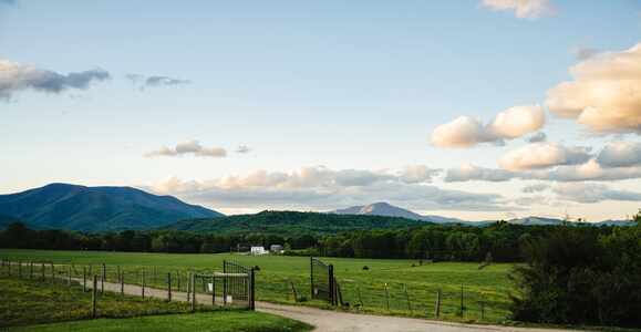 Top Romantic Getaways in Virginia: A Comprehensive Travel Guide